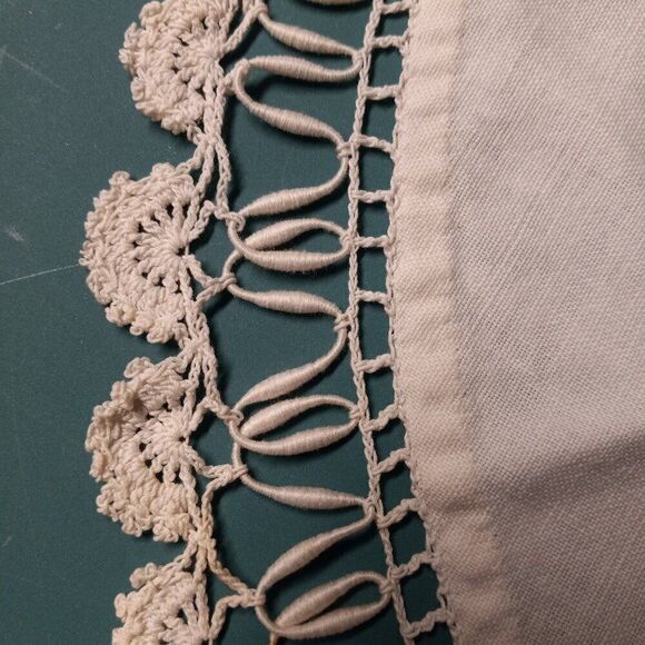 Vintage Circular Crocheted Lace Doily Cottagecore Grandmacore - Picture 5 of 7